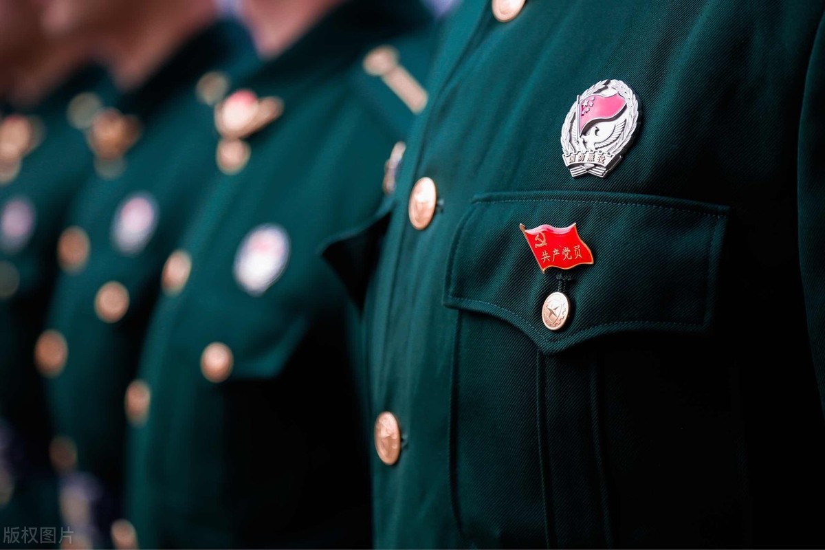 一份“不穿军装”的荣耀：揭秘军队文职报考全攻略丨军队文职直招